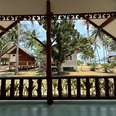 Villa Cozy House In Chaloklum Strand Strand Mae Haad Exterior foto